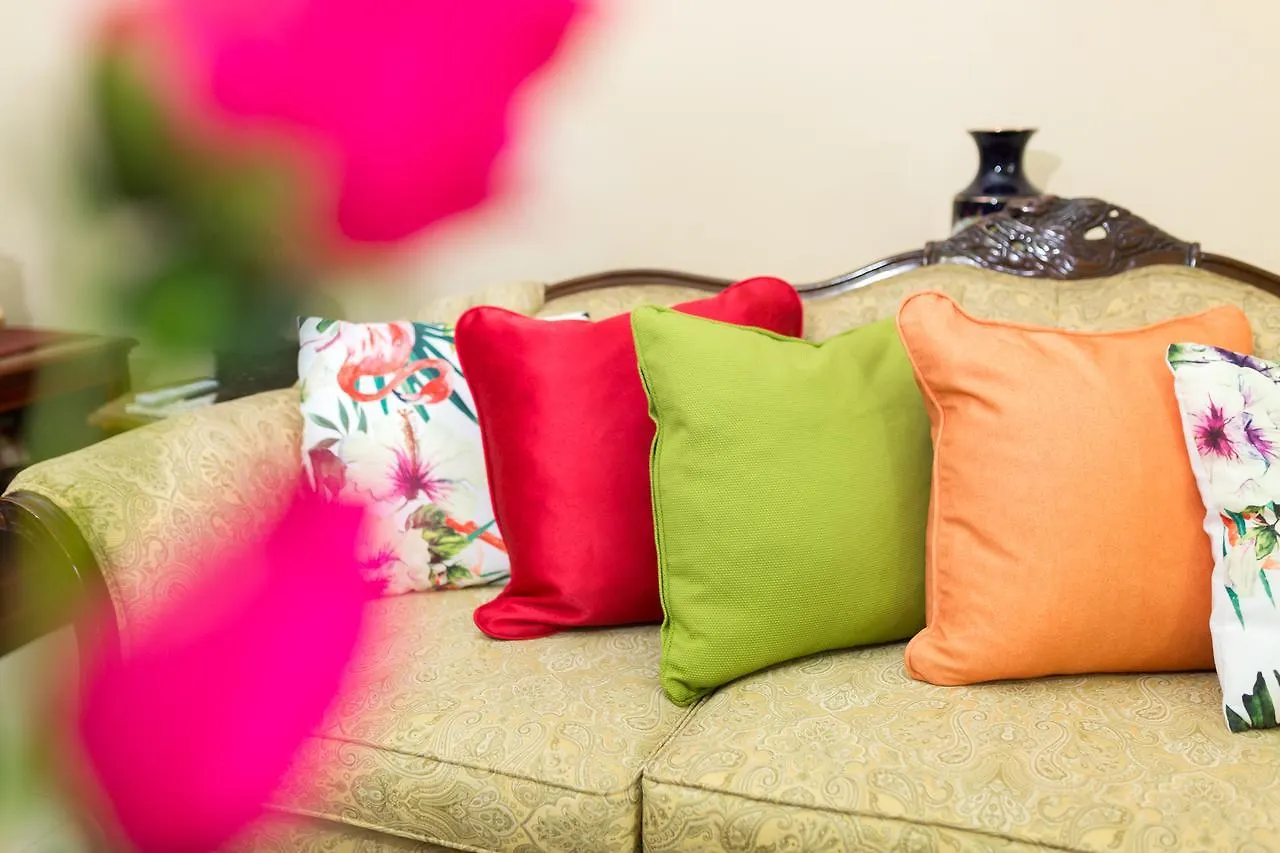 New Kingston Guest Apartment At Inglaterra I